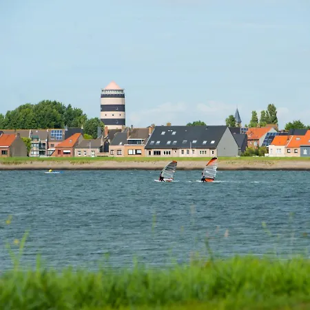 Zeeparel 402 With Balcony By Interhome Daire *