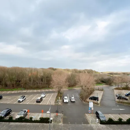 Zeeparel 402 With Balcony By Interhome Daire