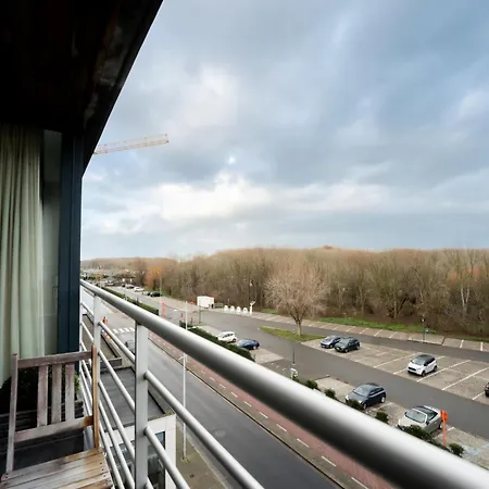 Zeeparel 402 With Balcony By Interhome Daire